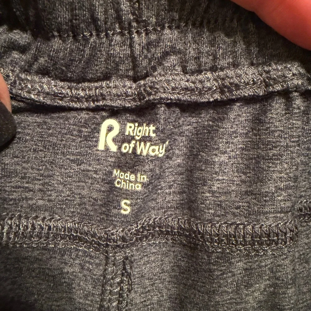 Right of Way Mens Charcoal Heather Athletic Performance Shorts‎ Small Drawstring